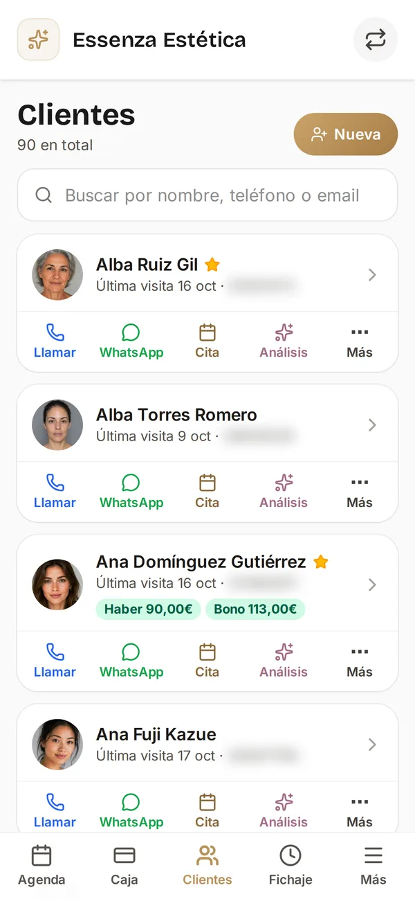 Lista de fichas de clientes en el móvil, con llamar, WhatsApp, cita y análisis