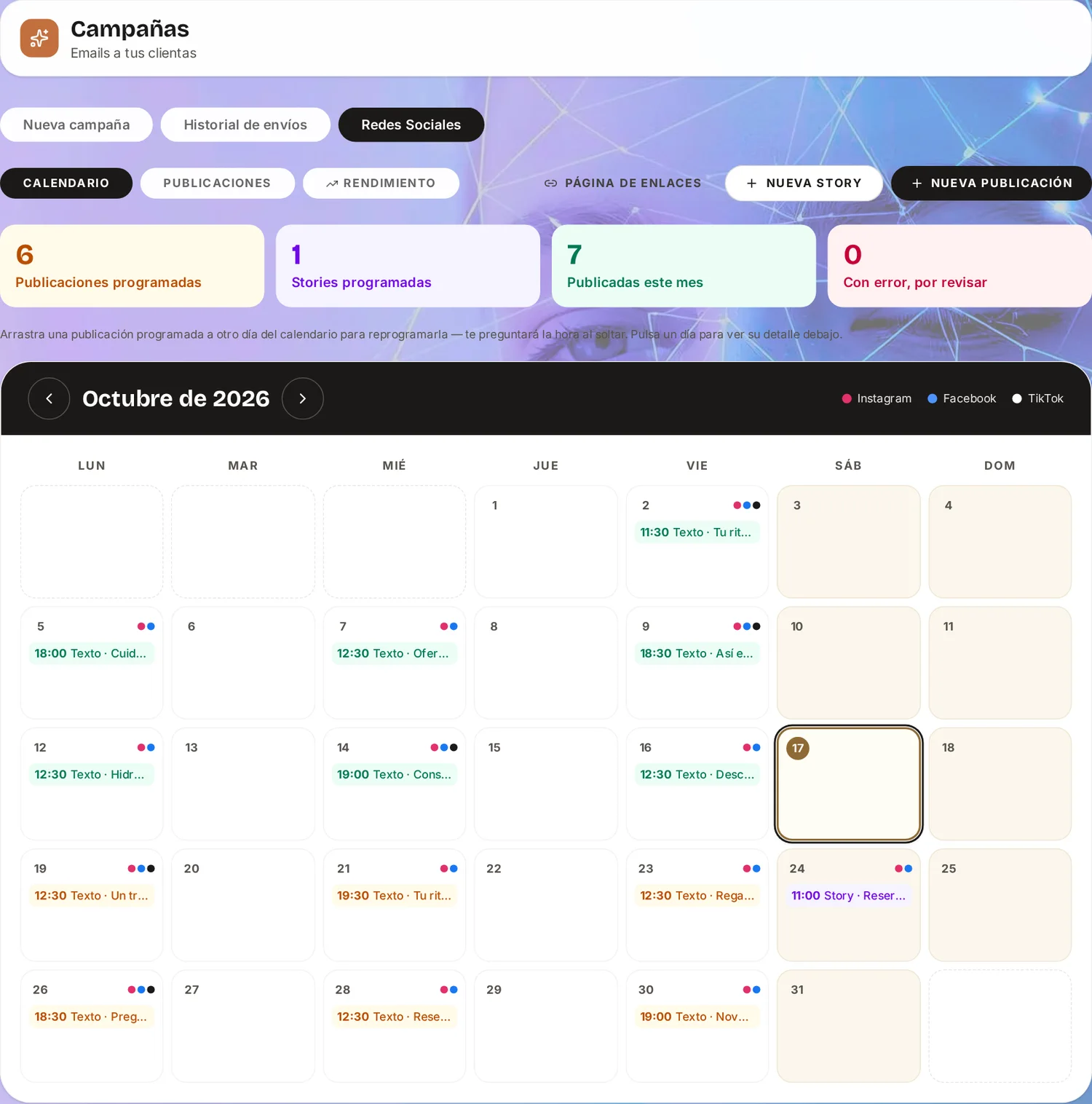 Panel de redes sociales con ideas de contenido y calendario de publicaciones